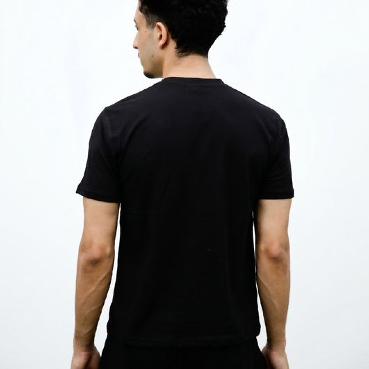 Black Tee